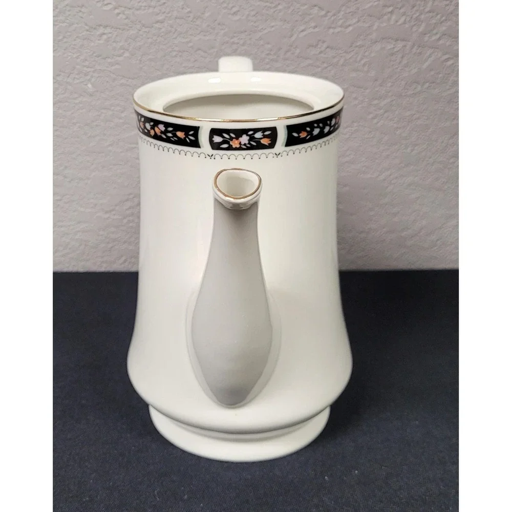 Silverie Fine China Tea Pot Coffee Pot with Lid (SIV11 Pattern) Vintage 1980s